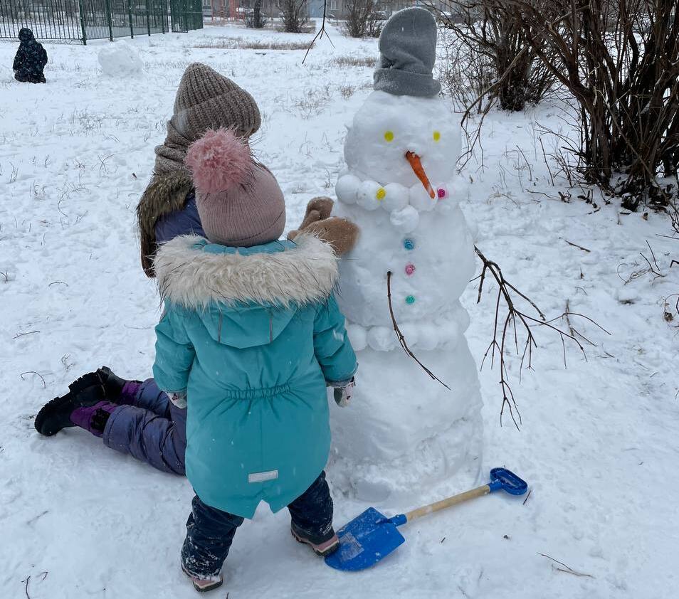 Лепите баб: мэрия нашла новый способ избавить Новосибирск от снега