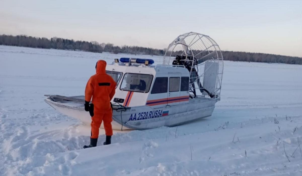 Рыбак спас провалившуюся под лед девушку в Новосибирске