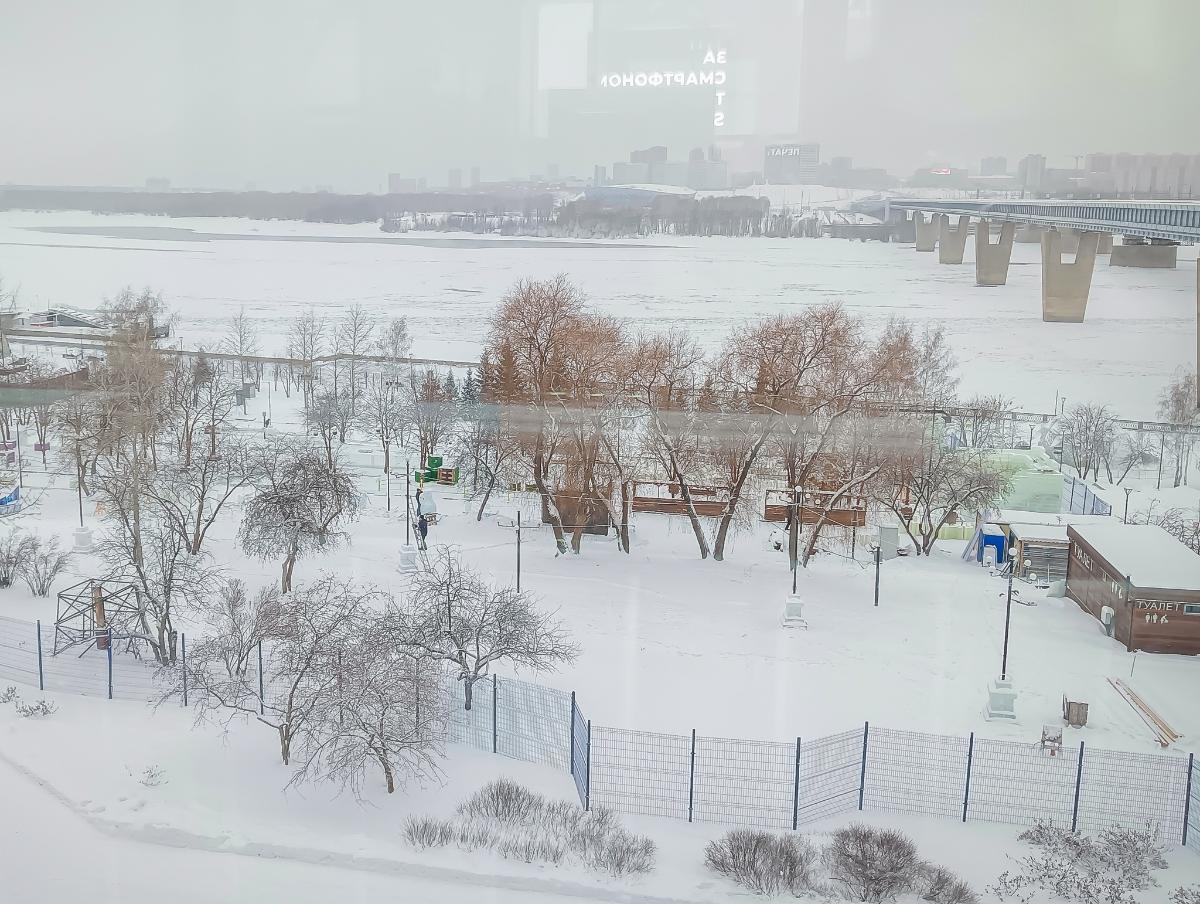 Ледовый городок открывается на Михайловской набережной