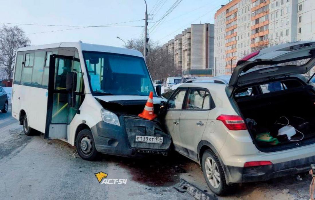 Водителя-мигранта маршрутки после ДТП в Новосибирске проверит Следственный комитет