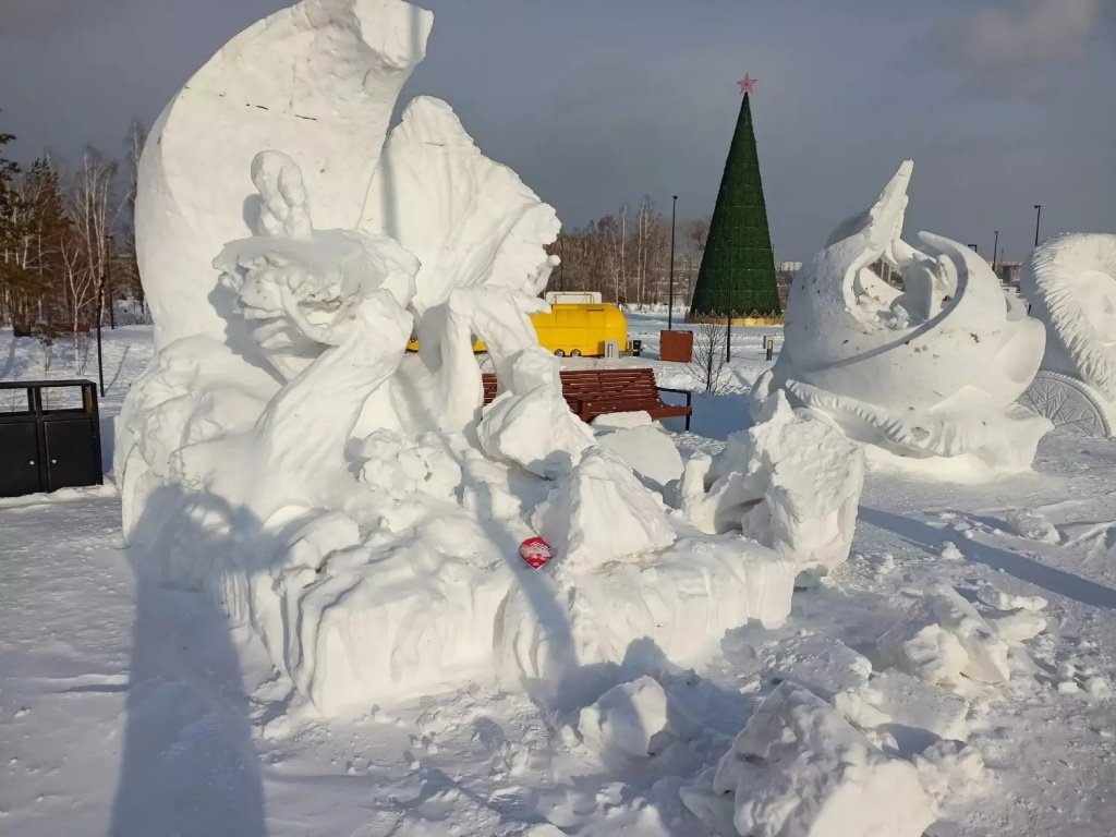 А где то по бескрайней заснеженной