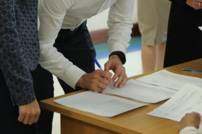 Стартовал прием документов от претендентов на кресло мэра Новосибирска 