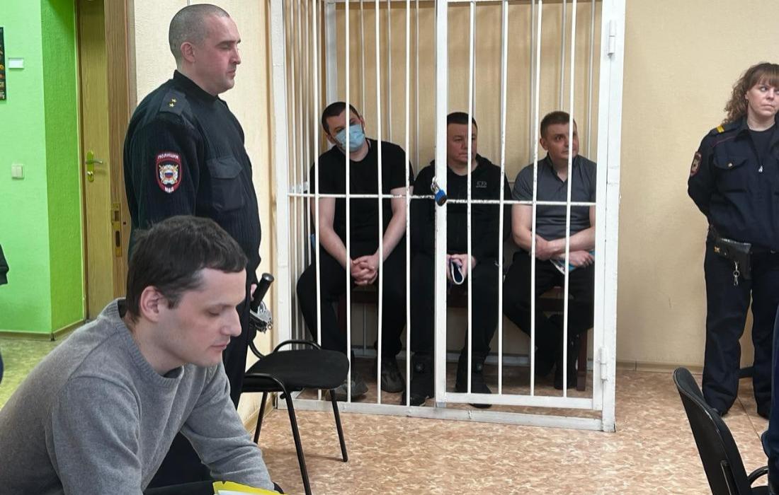 Экс-полицейских – взяточников начали судить в Новосибирске