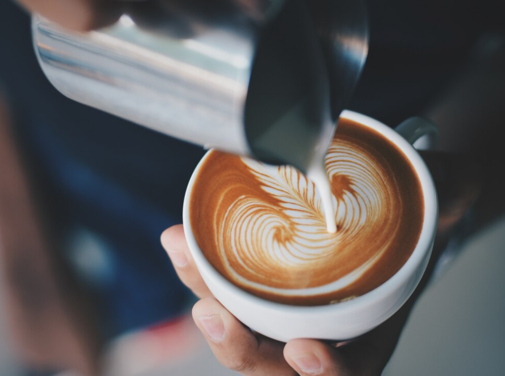 Вопрос, который волнует многих: сколько чашек кофе в день можно пить без вреда для здоровья?