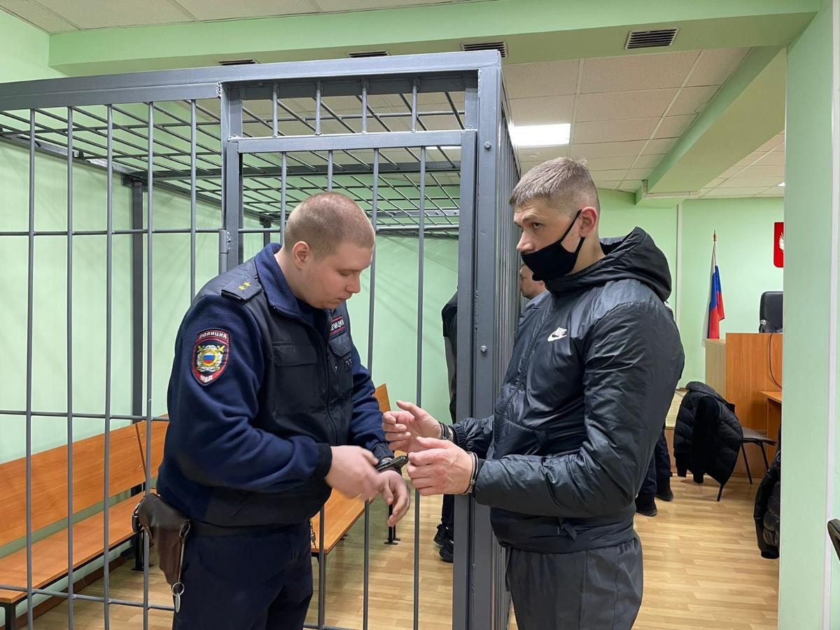 Банду рэкетиров осудили в Новосибирске – что они вымогали