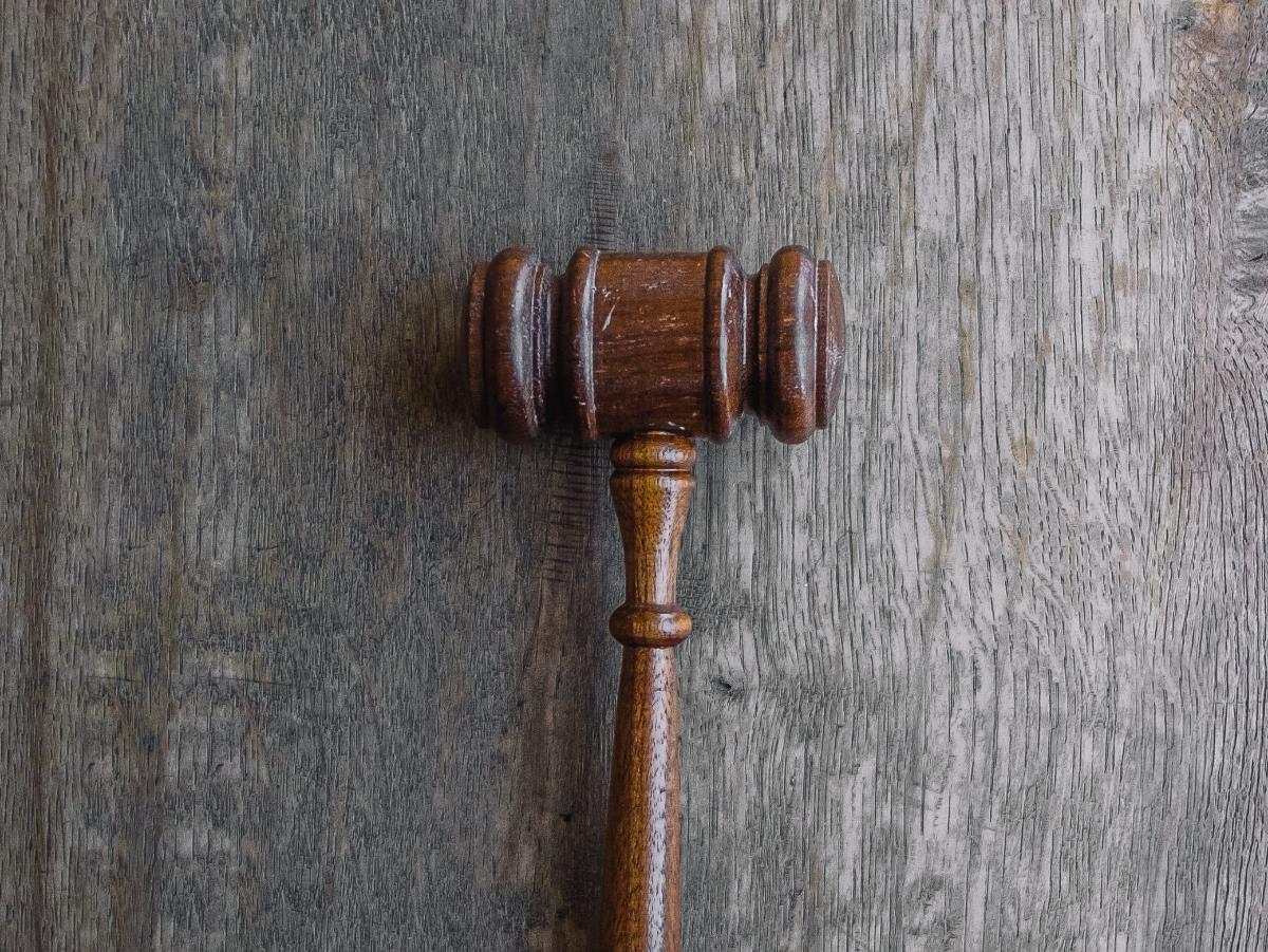 Осужденный за изнасилование 14-летней падчерицы отчим обжаловал приговор