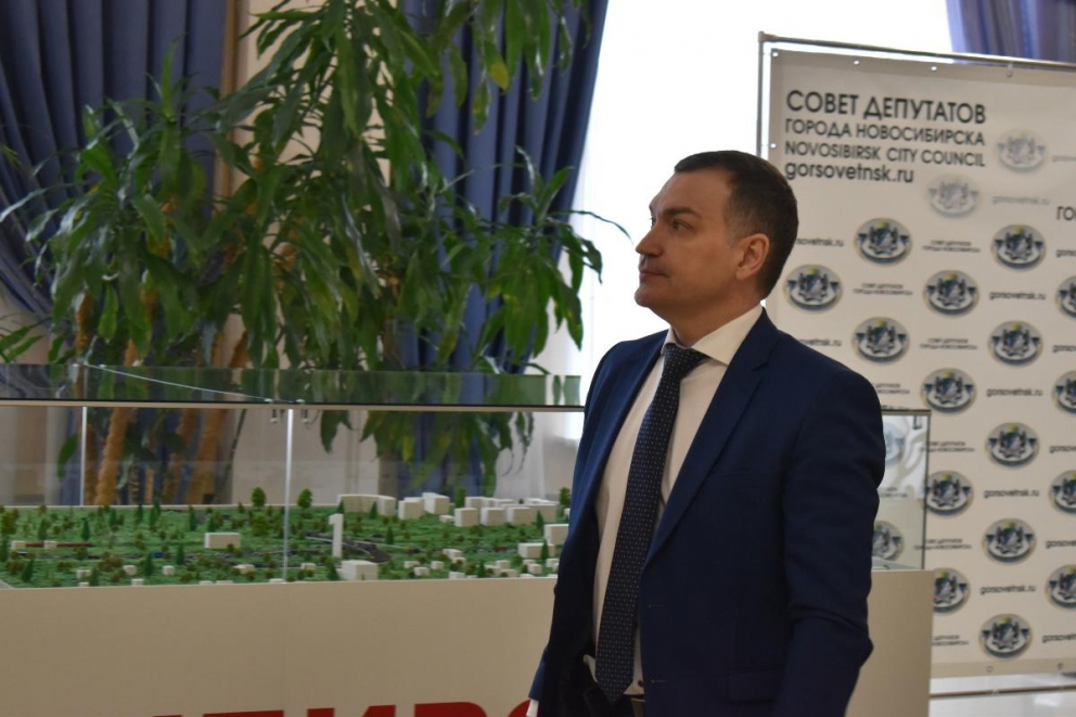 «Человек слова» и «глубокое погружение»: как будущий мэр Новосибирска убеждал депутатов за него голосовать