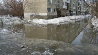 Бастрыкин взял на контроль плавающий дом в Новосибирске