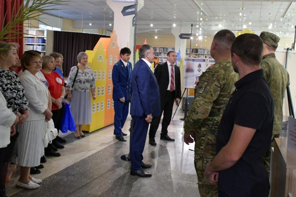 «Русских победить невозможно»: председатель Заксобрания Новосибирской области встретился с бойцами и их семьями